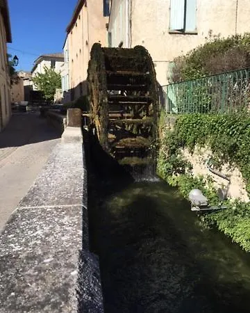 Holiday home Maison De Charme Isle Sur La Sorgue L'Isle-sur-la-Sorgue