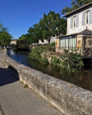 Maison De Charme Isle Sur La Sorgue Ferienhaus LʼIsle-sur-la-Sorgue